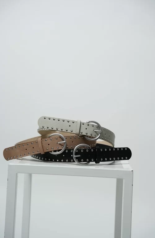Studs belt
