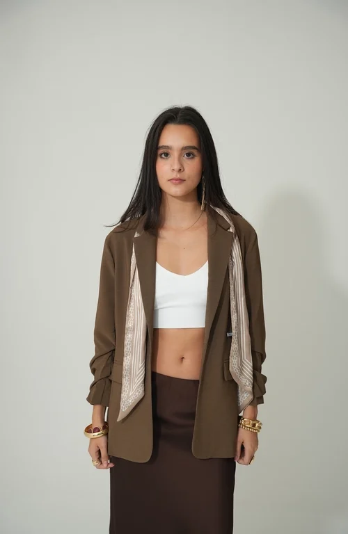 Blazer roll-up sleeve